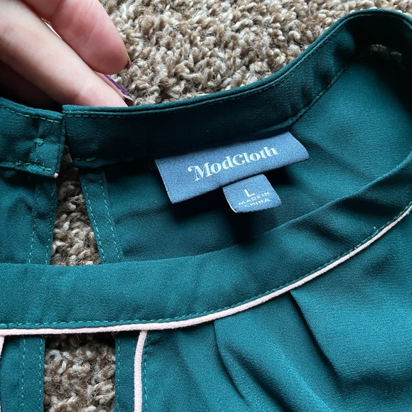 ModCloth tank top Shell Blouse - Picture 2 of 6